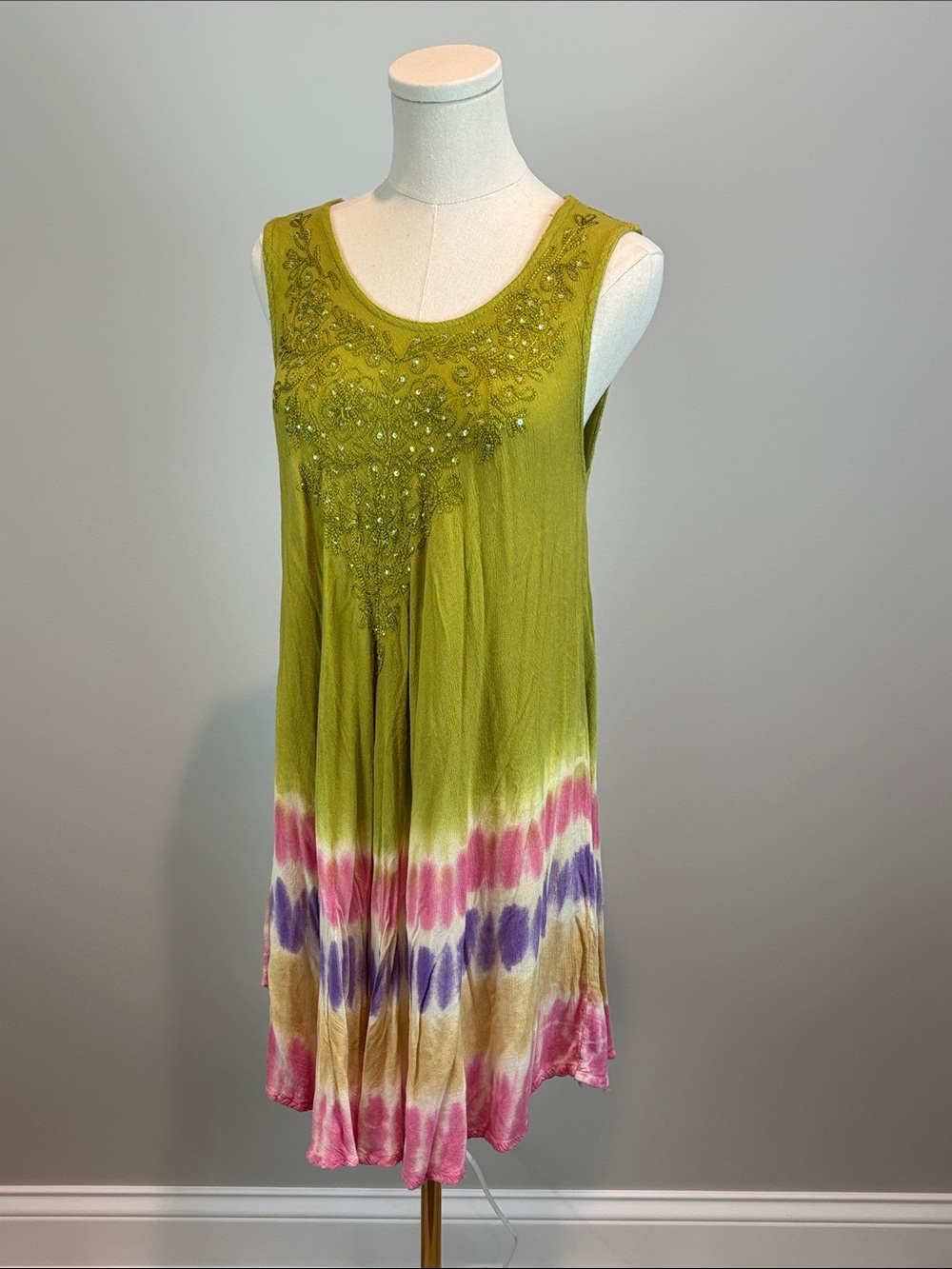 Beaded Sleeveless Tie-Dye Shift Dress in Olive Green & Pink